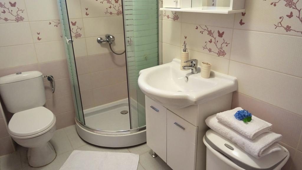 Krasići Blue Bay Apartments מראה חיצוני תמונה